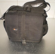 Saccoche photo LOWEPRO 170 "adventura"