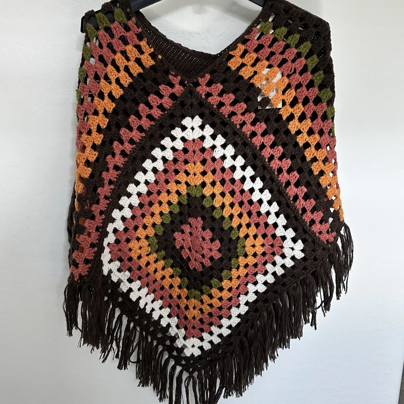 NWT Cactus & Pearl Fall Knit Poncho Retro Groovy Crochet Tassels OS (Fits XS–L)
