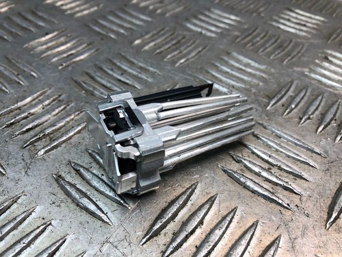 Audi A8 S8 D4 4H 2012 Benzin LED-Tagfahrscheinwerfer 17241400 273kW ATV37309