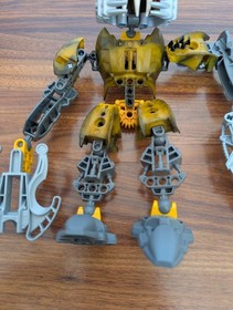 Lego #8918 Bionicle Karapar 100% Complete W/ Instructions & Rare BLUE Squid!!!