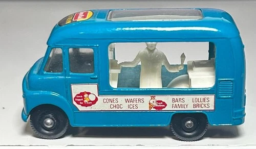 Matchbox Lesney #47 Blue Commer Ice Cream Canteen
