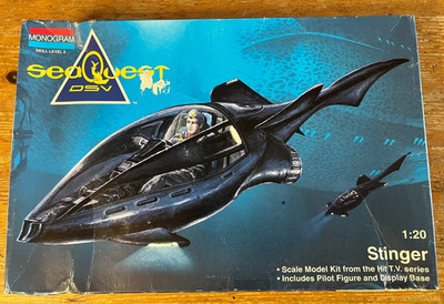 Monogram Sea Quest DSV Model Kit Stinger Submarine Complete Open Box