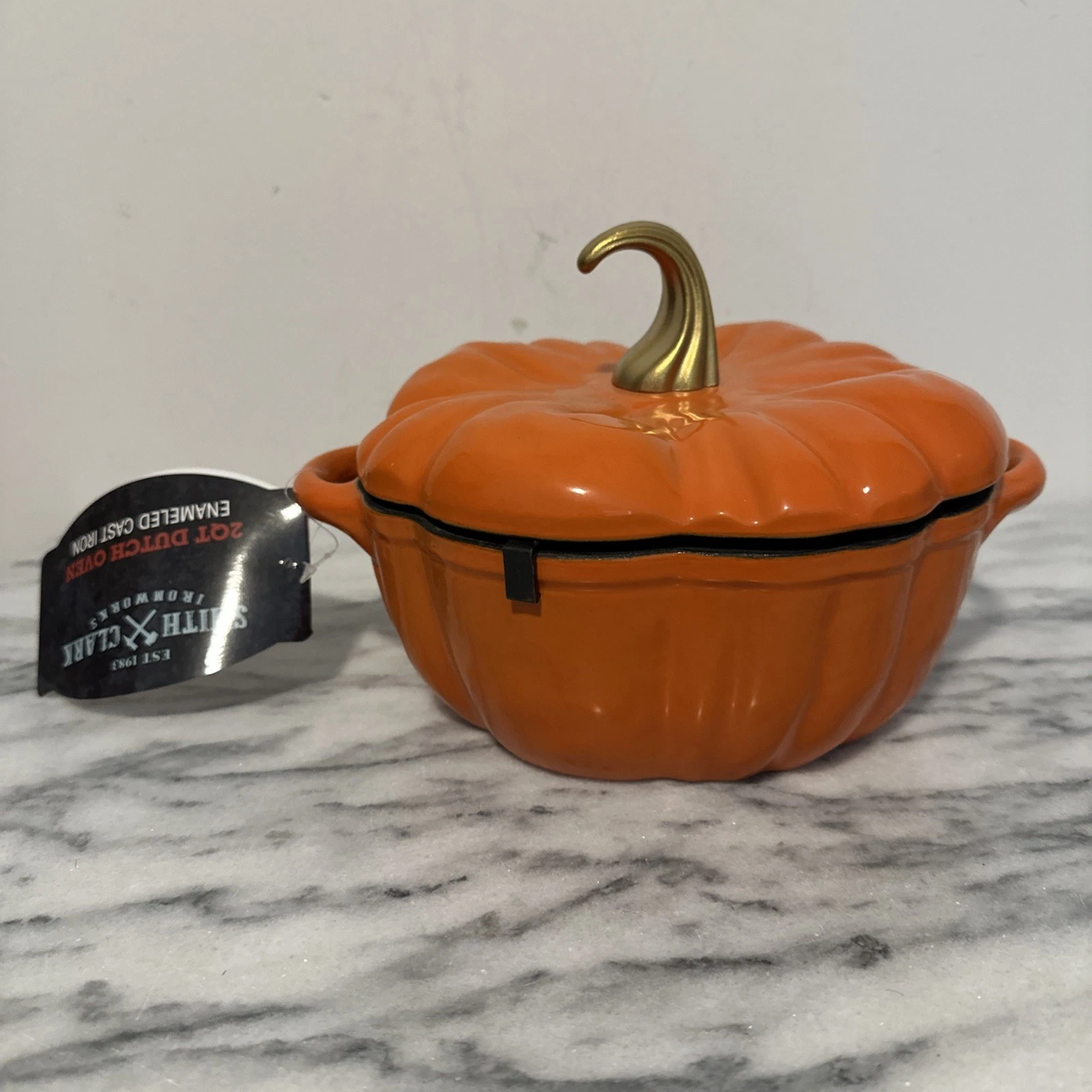 Smith & Clark Ironworks -Orange Pumpkin Enameled Cast Iron 2 QT Dutch Oven NEW