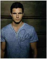 Robbie Amell Signed Autographed 8x10 Photo