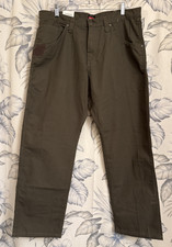 Wrangler Technician Green Relaxed Fit Durable Construction Work Pants Size 34x30