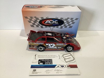 1/24 ADC Bobby Pierce #32 Hoker Trucking LLC Rocky 2024 Dirt Late Model