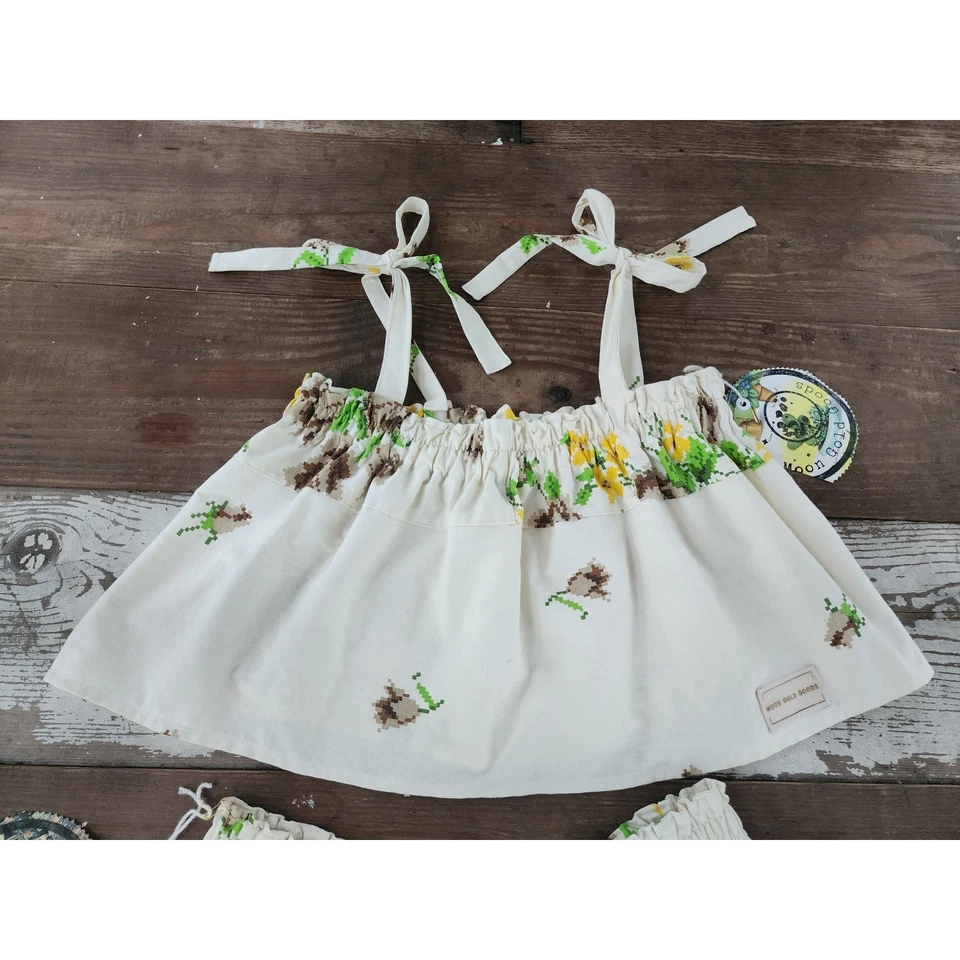 Pixel Flower Floral Shorts & Top Set Handmade Upcycled Vintage Moon Gold Goods - Image 4 of 4