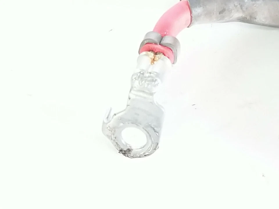 Cable terminal positivo batería 13 Suzuki SFV 650 Gladius Foto 2 de 4