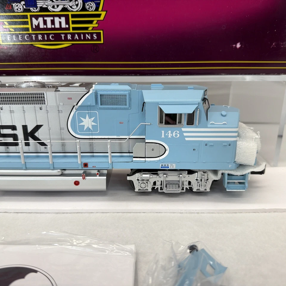 Motor diesel MTH Premier 20-2889-1E Maersk GP-60M PS.2 O calibre usado #146 3v - Imagem 3 de 4