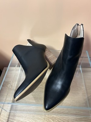 Mi Im Boots Womens Size 9 Casual Slip On Ankle Boots Black Leather Stacked Heels