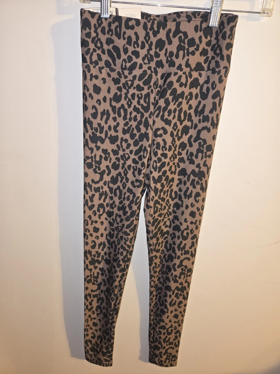 No Boundaries Leggings and Sweatpants in No Boundaries
