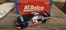 Dale Earnhardt Suzuka Circuit AC Delco, Action 1/24 Diecast Bank