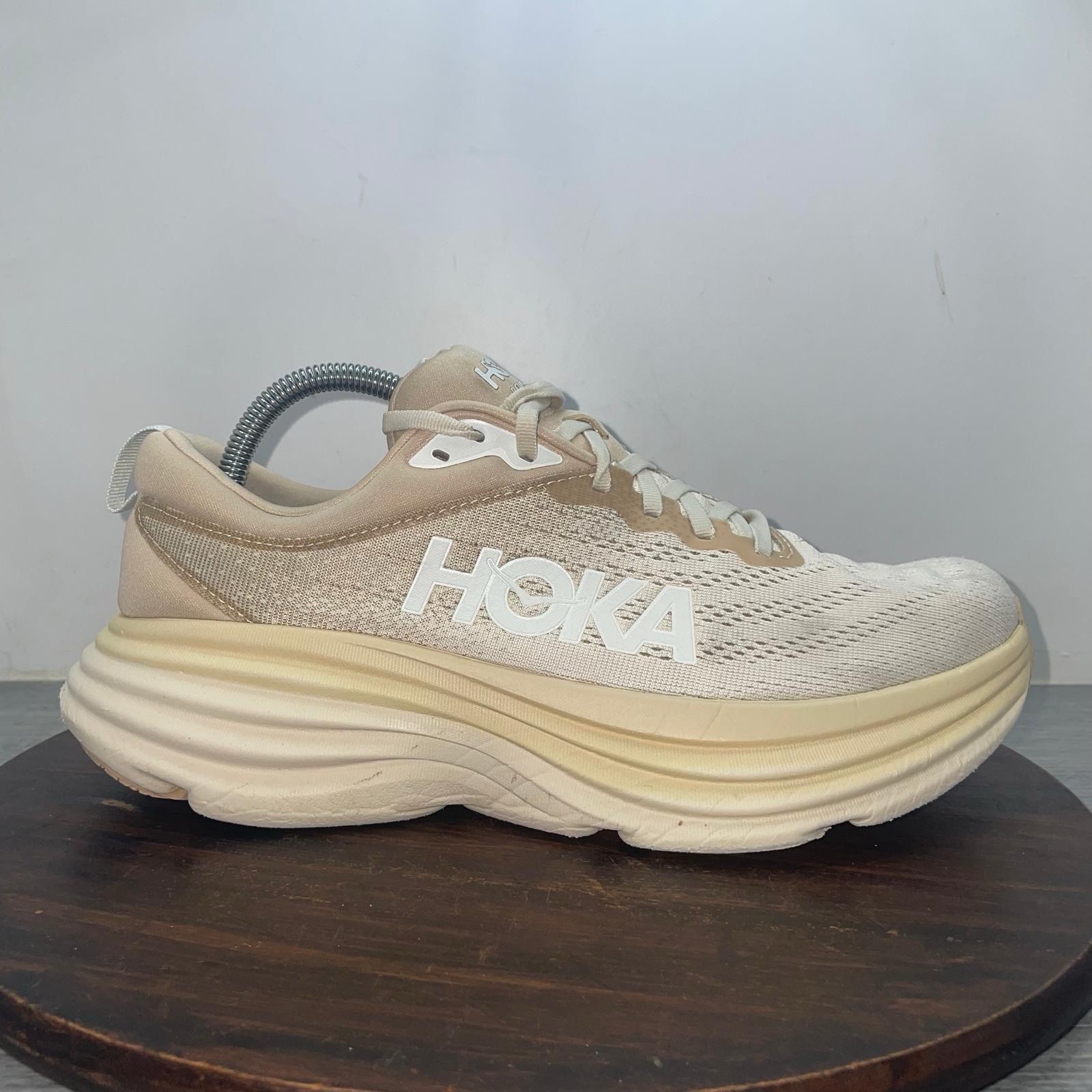 Hoka One One Bondi 8 Shifting Sand Eggnog Sneaker 1127952-SSEG Women’s Size 10 B