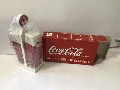 Coca-Cola Salt & Pepper Shakers Vending Machine Design Red & White New in Box