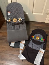 BabyBjörn Bouncer Bliss - Gray Comes With Toy Attachment (2) & extra cover