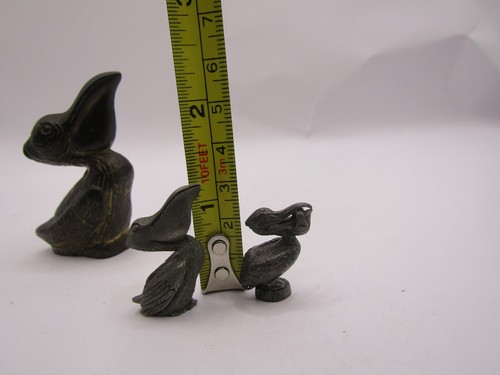 VTG Solid Brass Pelican Shore Bird Paperweight Figurine Desk Decor w/ 2 Pewter - Picture 3 of 4