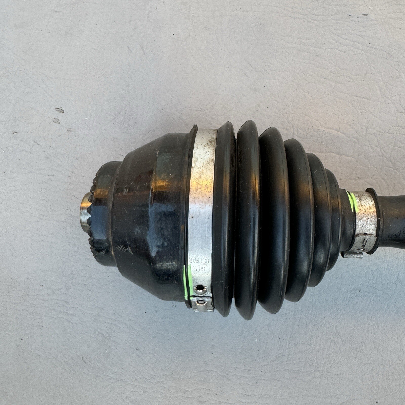 2014-2019 BMW i8 Turbo Rear Right Side Output Shaft CV Assembly 8611320-05 OEM