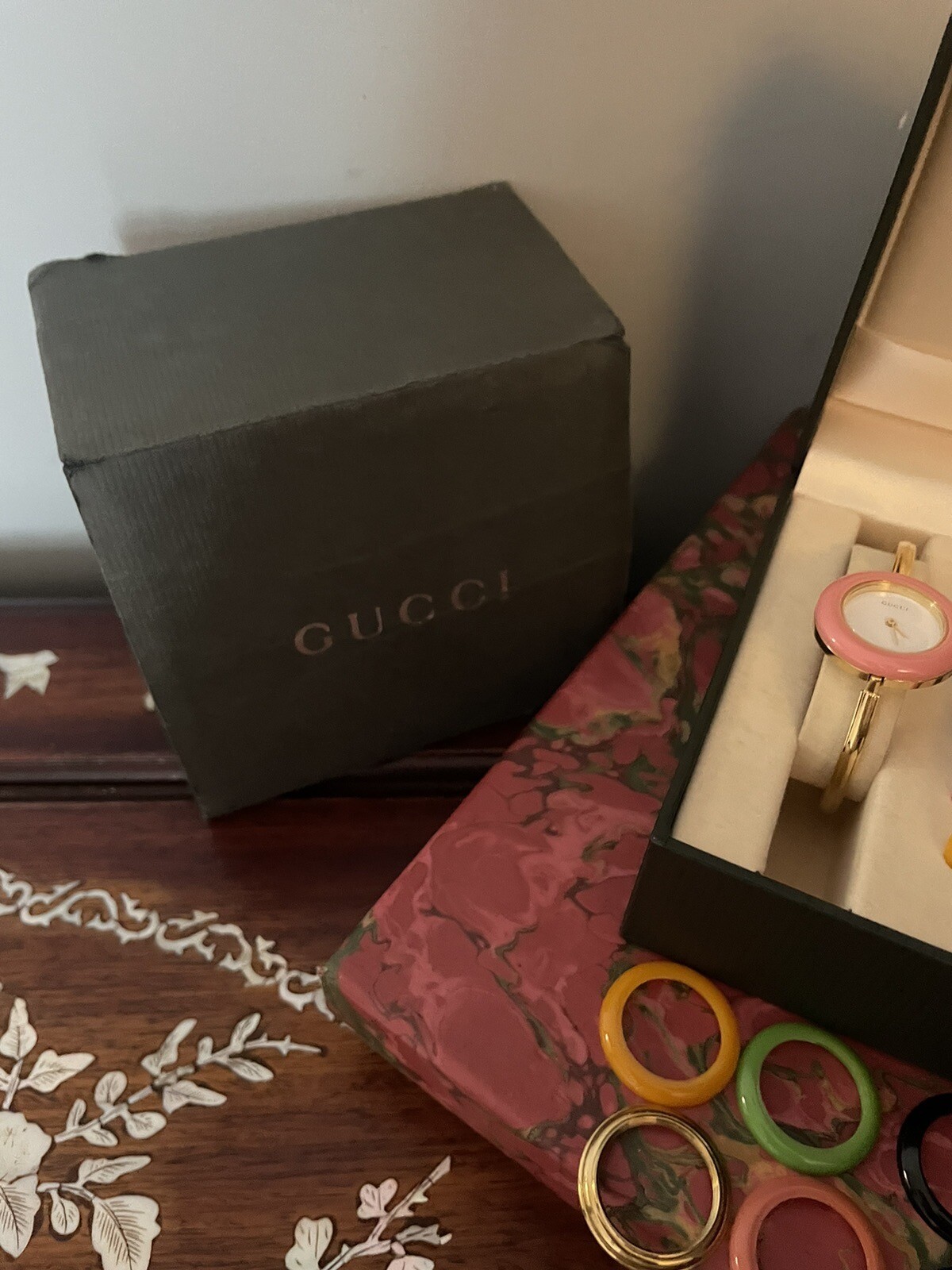 Gucci Bezel Watch Includes 23 Interchangeable Bezels eBay