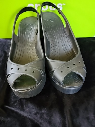 Crocs Black Farrah Wedge Peep Toe Sandals Womens Sz 10 Excellent Used Condition - Picture 6 of 6