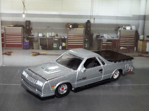 1986 CHEVROLET EL CAMINO SS V-8 DIE CAST CAR! AWESOME & RARE! - Picture 3 of 4