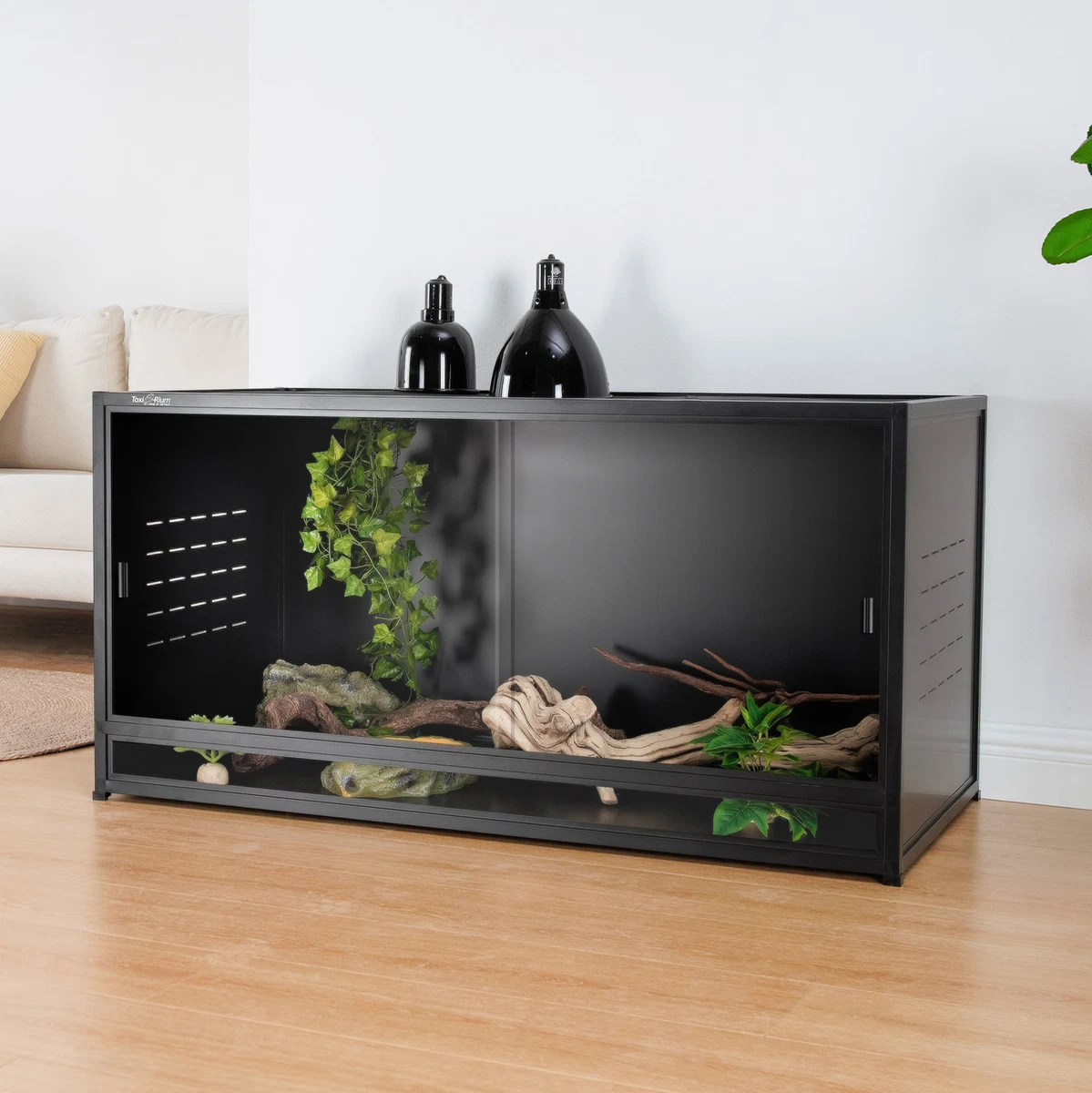Large online snake enclosures