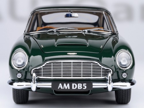 ASTON MARTIN DB5 RHD BRITISH RACING GREEN 1/18 MODEL CAR BY AUTOART 70286 - Picture 8 of 13