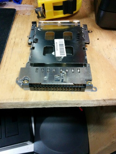 Dell Latitude D600, 600M PCMCIA CARD SLOT BYR6303340 - 第 1/4 張圖片