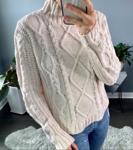 bulky cable knit sweater