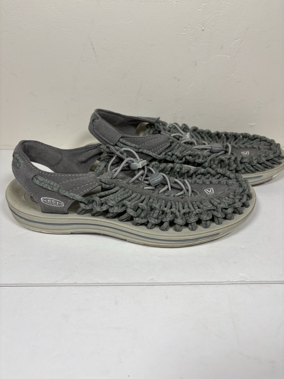 Keen Uneek sandalo donna grigio corda elastica comodo escursionismo acqua taglia 9 5