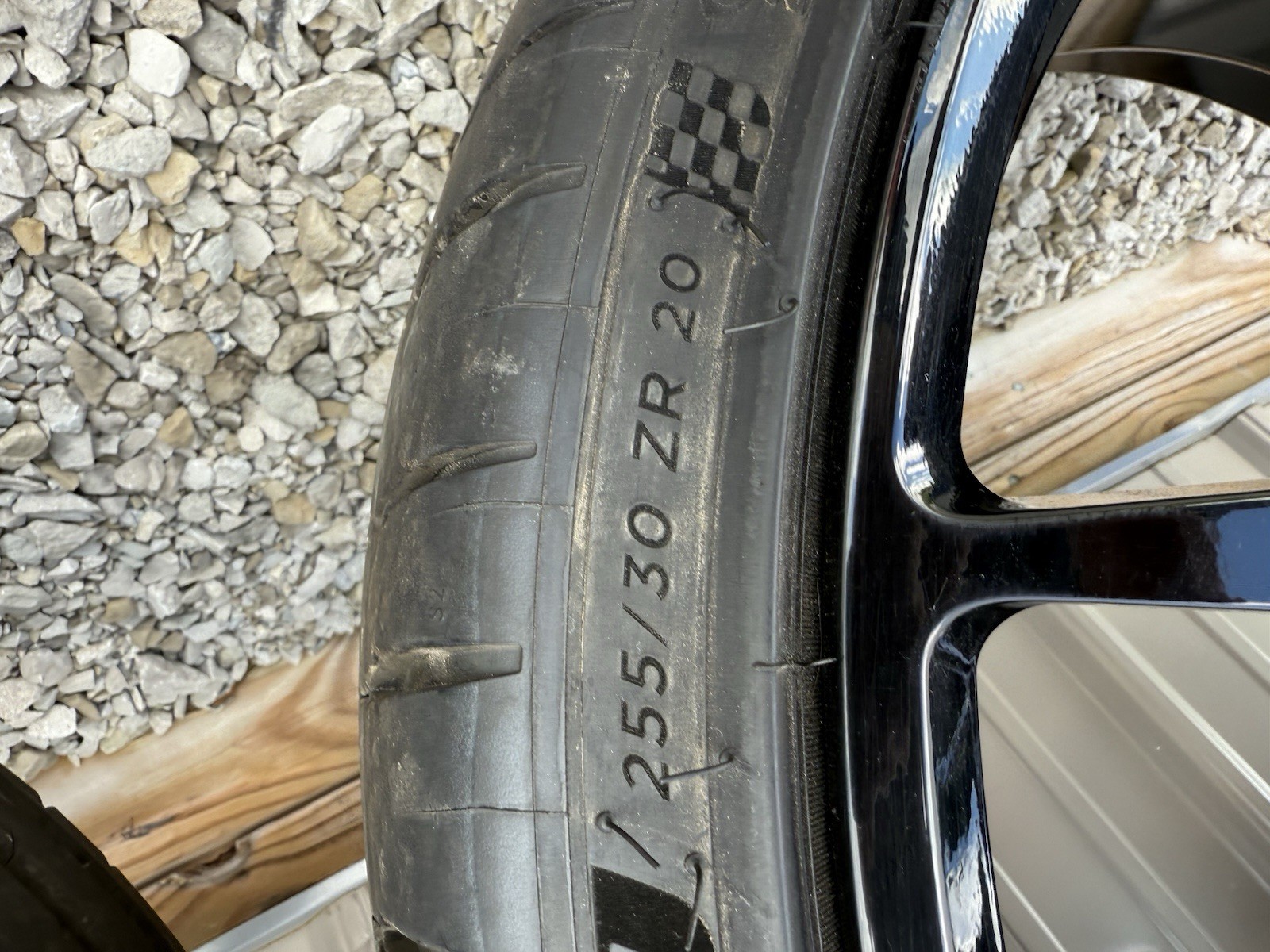 Lamborghini Aventador OEM APP Tech Wheels  Michelin Tires Like New