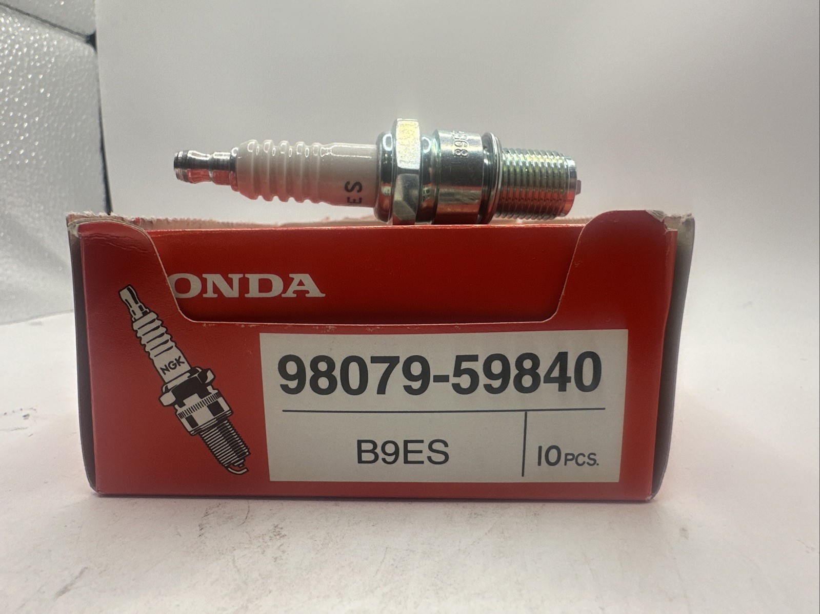 Lot of 10 NEW OEM Honda Spark Plugs 98079-59840 NGK B9ES