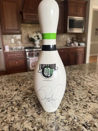New ListingJerome Bettis Autographed Bowling Pin