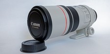 Canon EF 300mm F/4l IS USM Lens with front/rear caps Excellent Condition
