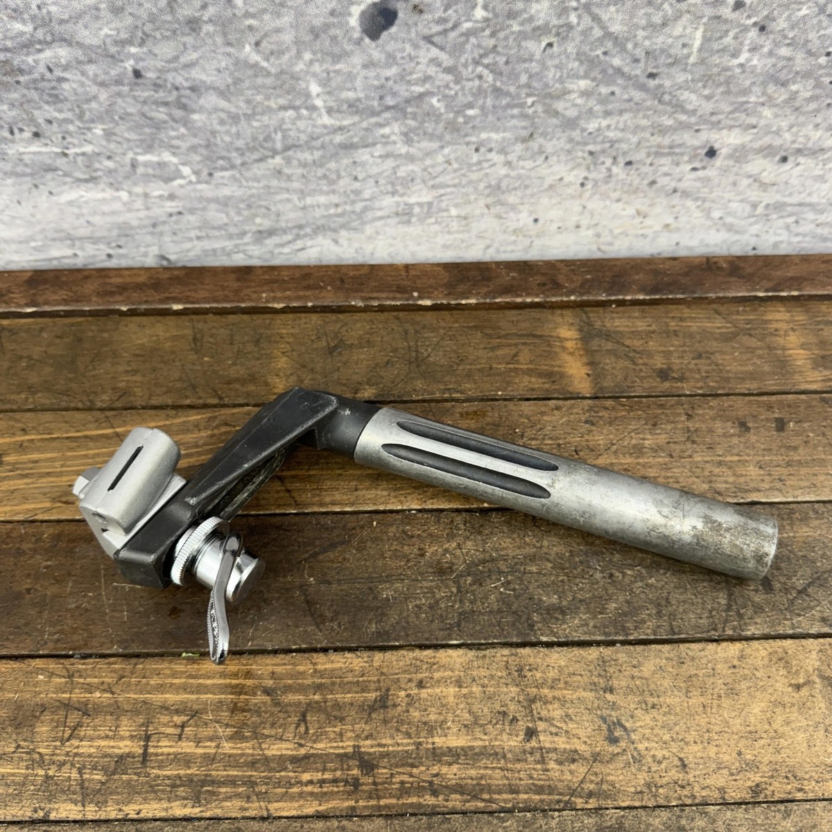 サカエ　MTE 100 スライダーシートポスト　old mtb ビンテージ Vintage SR MTE-100 Adjustable Seatpost 27.2mm Silver MTB Bike NOS