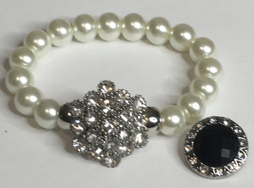 Bracelet à pression extensible perle 6 pouces avec deux 18 en charme snap voir description ��