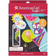 American Girl Crafts Badge Felt Crafting Kit, 6.5 x 9.5 x 1.5