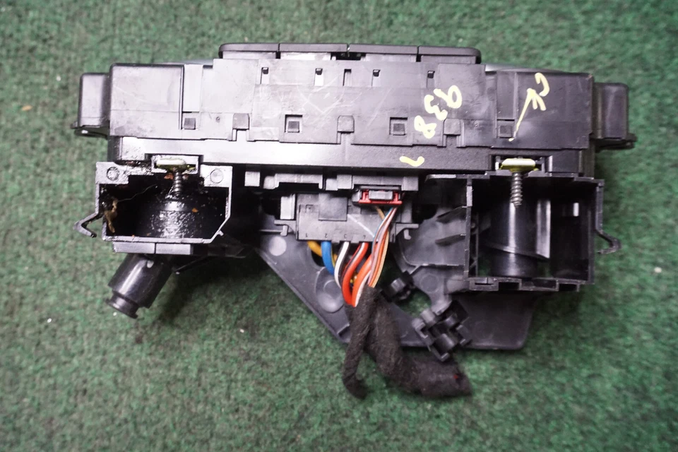 2010 2011 2012 13 14 15 16 17 18 VOLKSWAGEN JETTA AC Control OEM 5C1 819 045 Foto 4 de 4