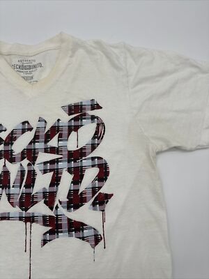 Ecko Untld T-Shirt Men Medium White Spell Out V-Neck…#4177 | eBay