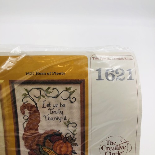 Vtg Creative Circle Horn of Plenty Cross Stitch Kit 1621 Sealed Cornicopia NOS - Picture 4 of 6