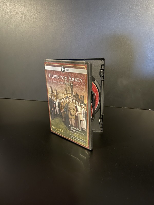 Downton Abbey: Season 2 (Masterpiece) (DVD) Like New 3-Disc Set