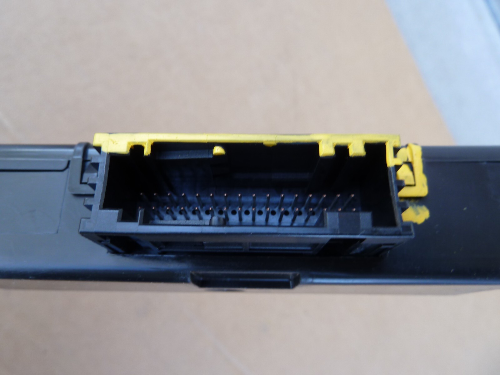 Lamborghini Huracan Diagnostic Bus Gateway Control Unit Module Computer ECU ECM