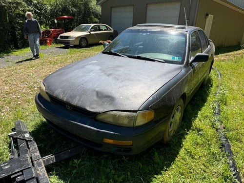 1992-1996 TOYOTA CAMRY FRONT LEFT WINDSHIELD WIPER COWL PANEL P/N 55782-33010 - Picture 8 of 11