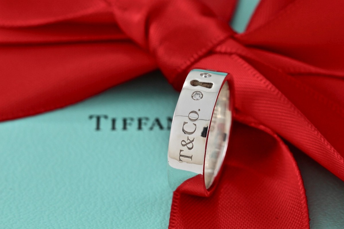Tiffany & Co. Silver Locks 2 Diamond Keyhole Narrow Band Ring | eBay