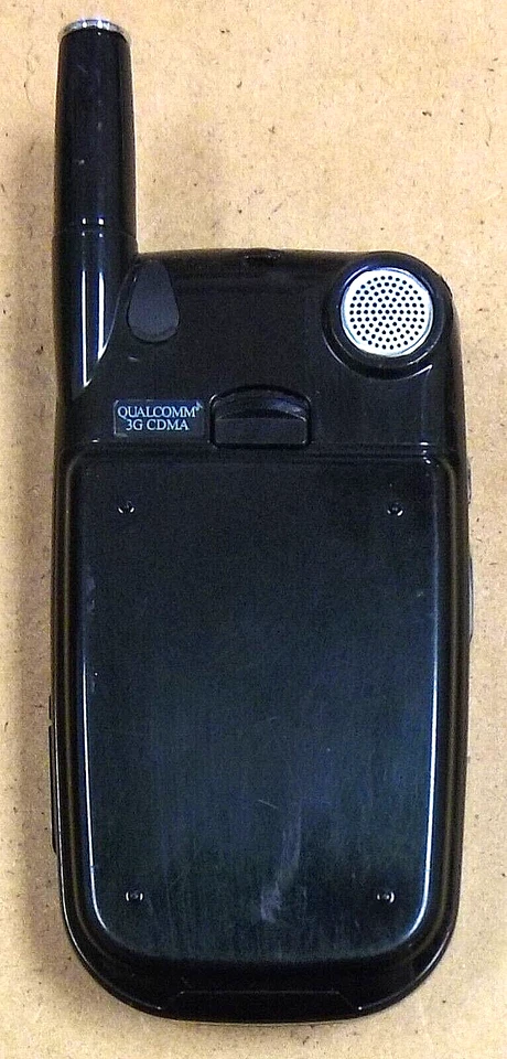 Teléfono celular plegable UTStarcom Audiovox CDM8945VW - negro (Verizon) muy raro Foto 4 de 4