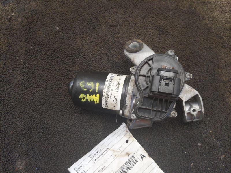 17-20 Jeep Compass Windshield Wiper Motor with Linkage 1413734