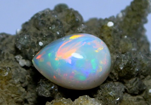 Assuasive natürliche äthiopische weiße Welo Feueropal Cabochon Stein 3,55 Karat - Bild 8 von 12