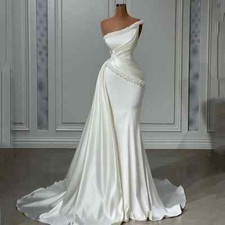 Elegant Mermaid Wedding Dresses One Shoulder Pearls White Beach Floor Length