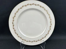 Lenox Golden Wreath~(1)~ Dinner Plate 10 1/2” ~1st Quality~ PERFECT~Looks NEW