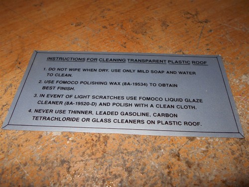 1955 1956 FORD CARS AND THUNDERBIRD GLASS TOP ROOF CLEANING DECAL FOR GLOVE BOX - 第 1/1 張圖片