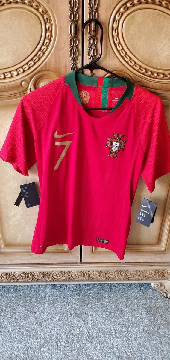 Nike Vapor Portugal 2018 authentic home jersey; Ronaldo; Small